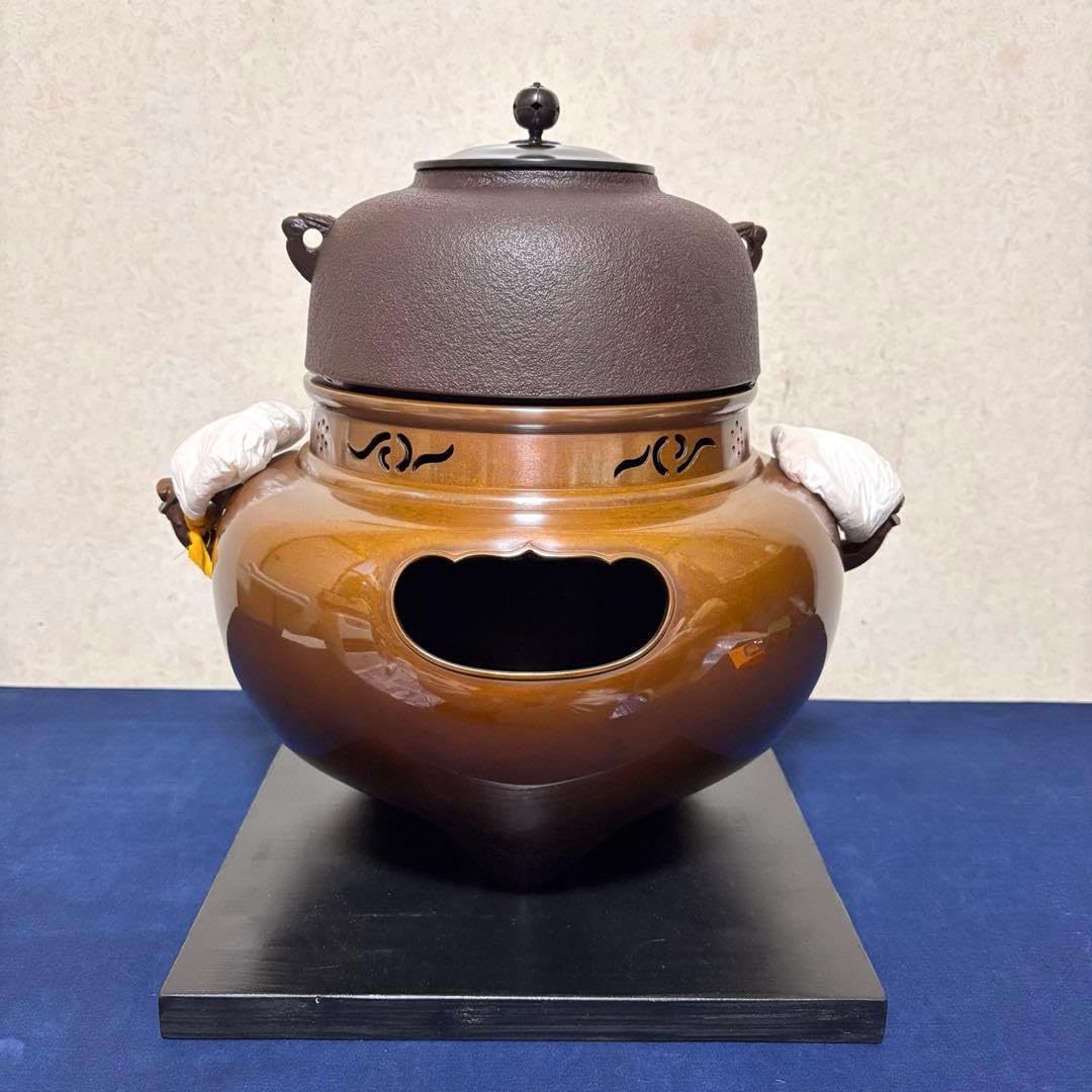 人間国宝敬典造/風炉/茶釜/電熱器/唐銅鬼面風炉釜/野々田製電熱器/敷板/茶道具 Amazon.co.jp: 人間国宝 敬典造 風炉 茶釜 電熱器 唐銅鬼面 風炉釜